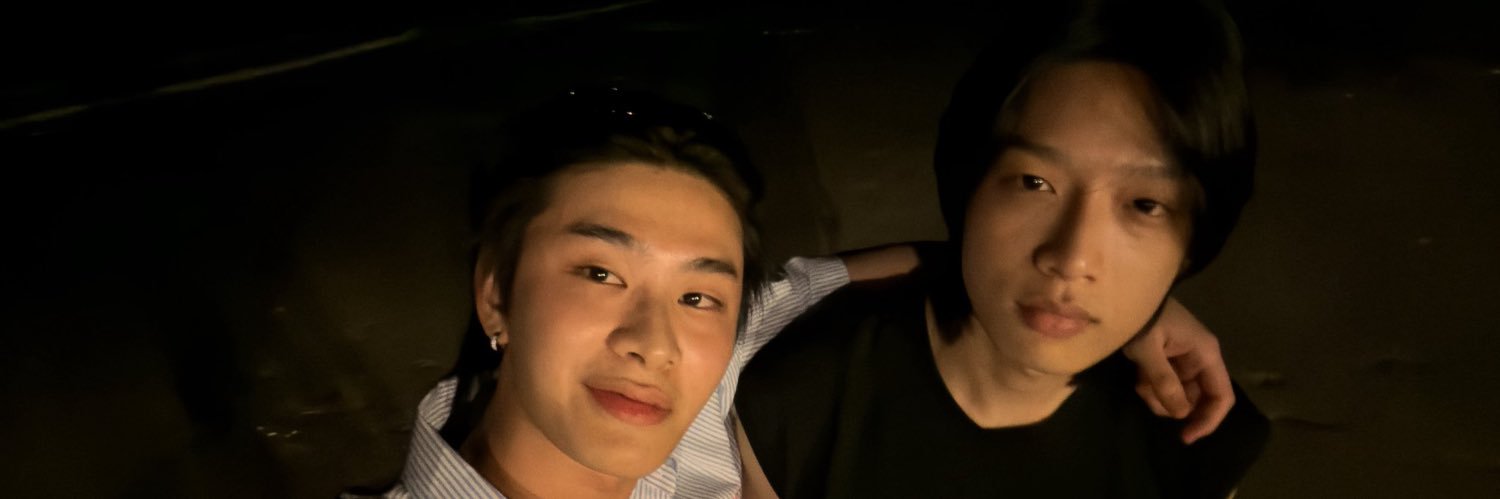PPAPHUENAA's profile banner image