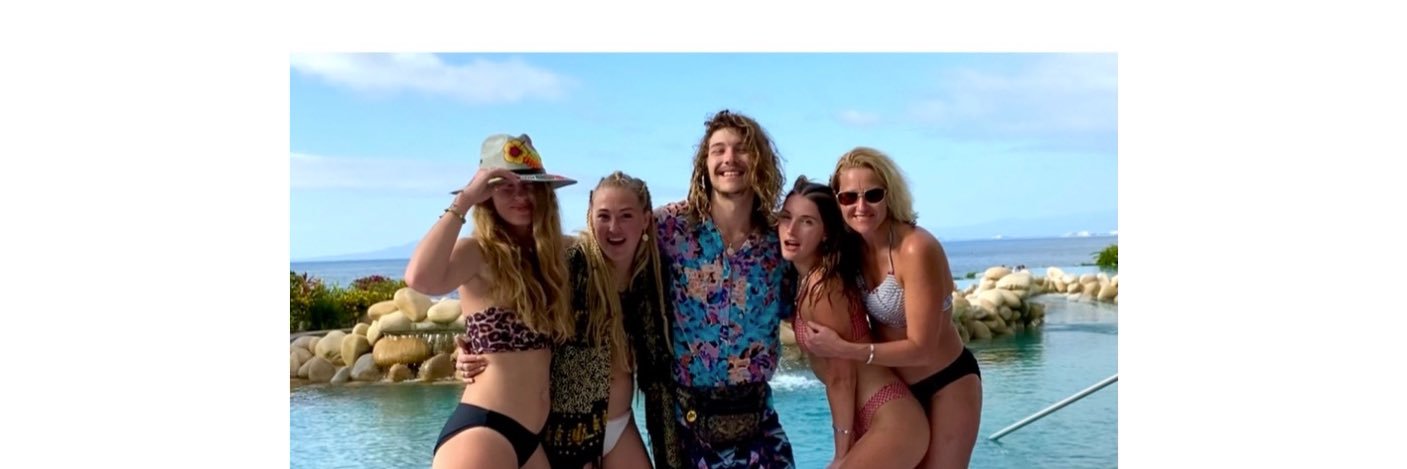 Mimi 🇺🇸 x banner