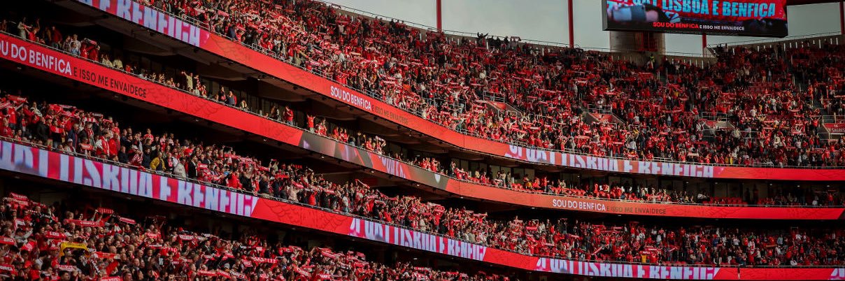 Gil banner