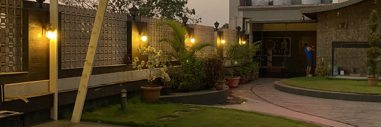 mayurdaspute's profile banner image