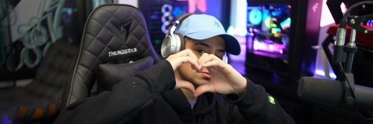 jullyvs's profile banner image
