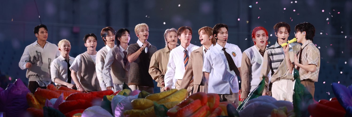 UNIQUE EVERY MOMENT's banner