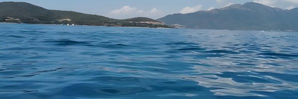 NinaWanders_ Profile Banner