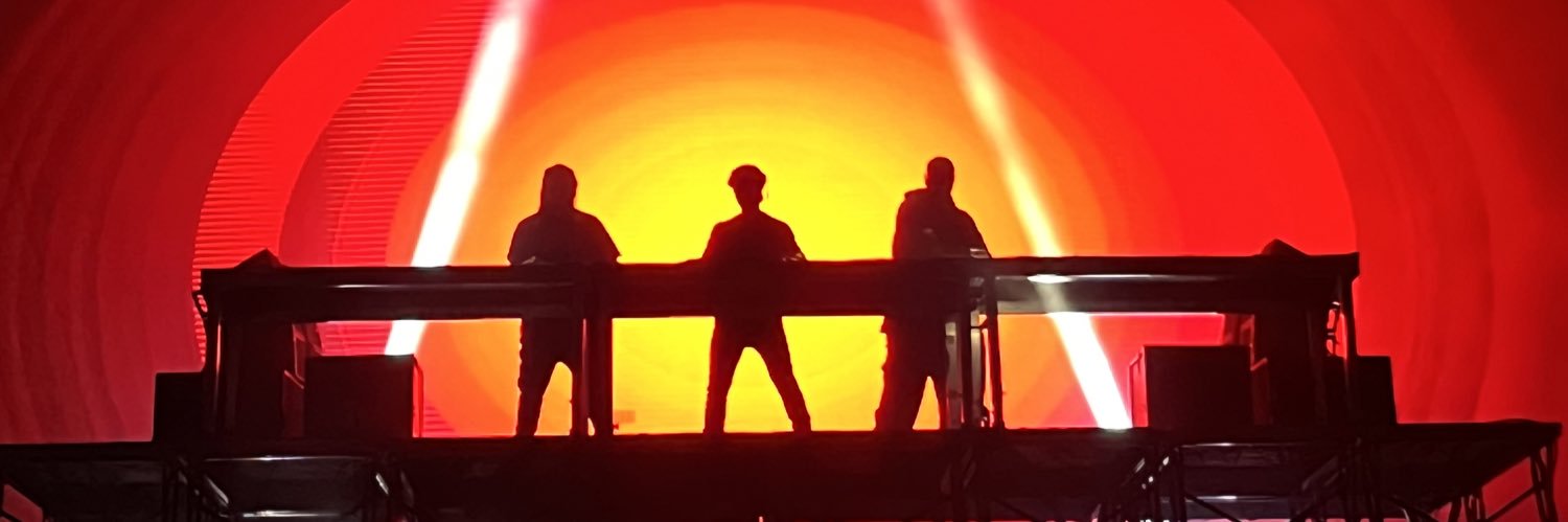 calilzones's profile banner image
