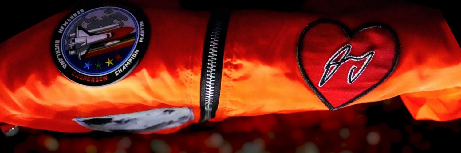 Sissy 🧡👩‍🚀 banner