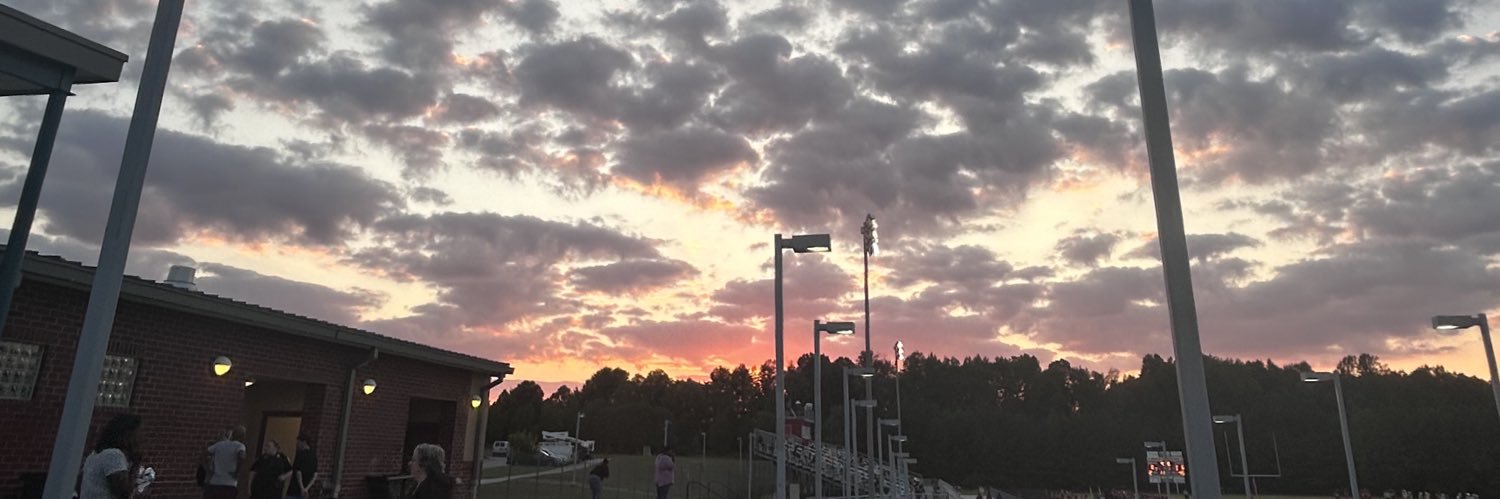 itsdeviniguess's profile banner image