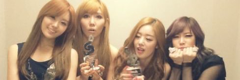 song jieun chart updates banner