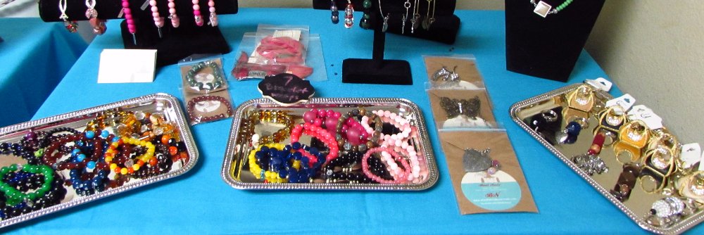 beadneedsfl's profile banner image