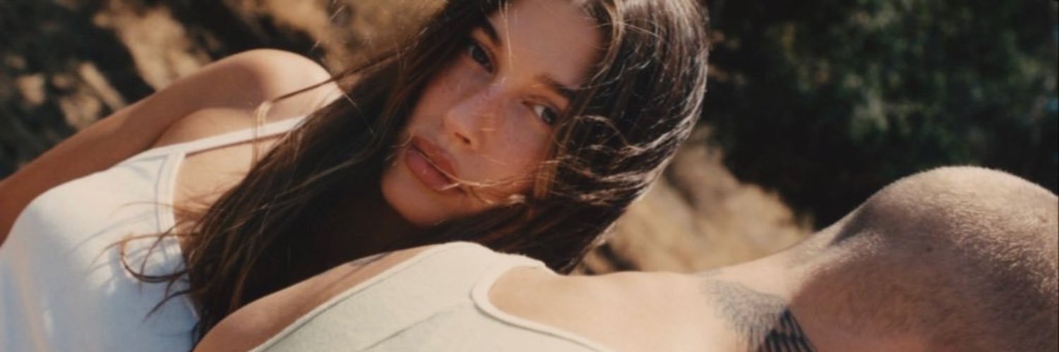 flori 🥀🍉 banner