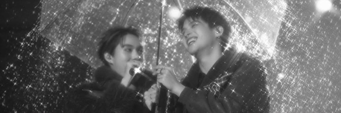 K banner