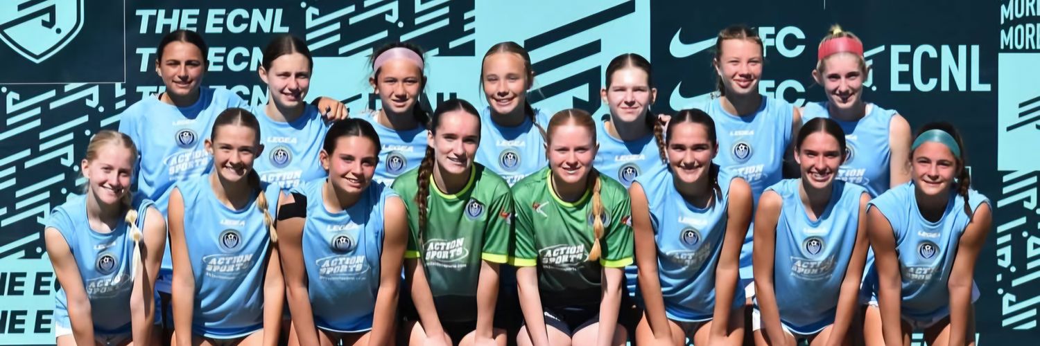 Maggie Lambert🧤 banner