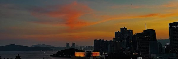 Sundui_18 Profile Banner