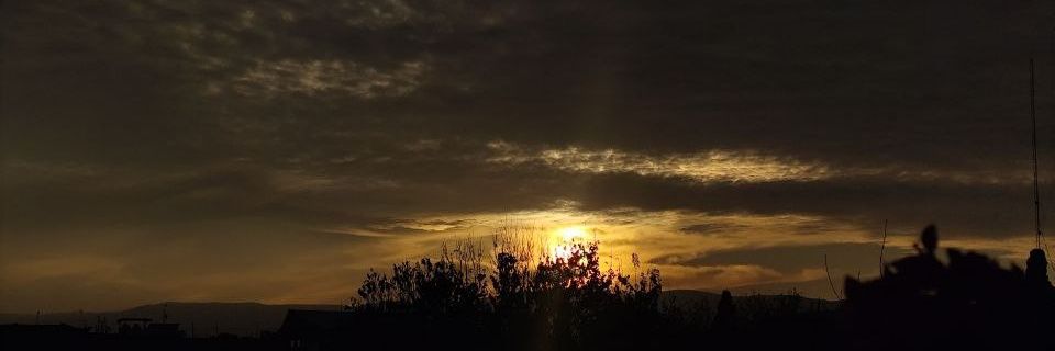 استاد خندیدن در زمان و مکان اشتباه 😁 banner