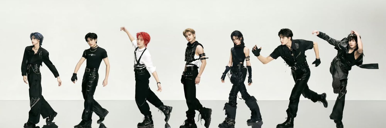 Hello ིྀིds_9d banner