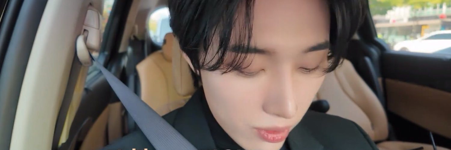 90er0129's profile banner image