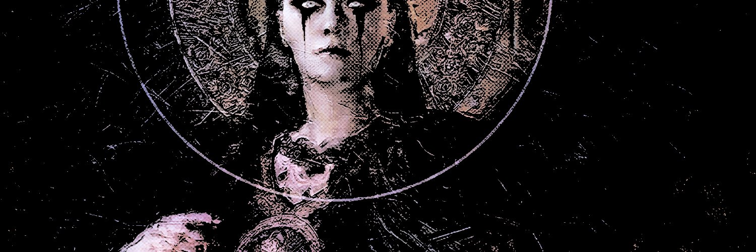 𝕷𝖆𝖉𝖞 𝕮𝖗𝖔𝖜 — 𝕿𝖍𝖊 𝕽𝖆𝖛𝖊𝖓 𝕼𝖚𝖊𝖊𝖓. banner