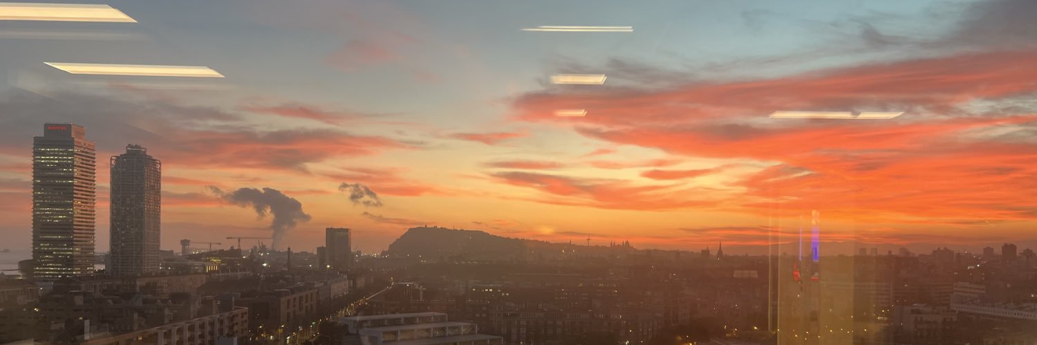 nuria banner