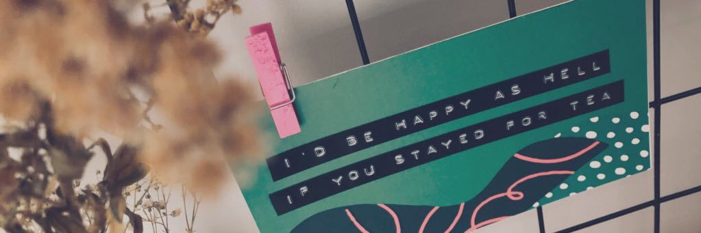 lariz's profile banner image