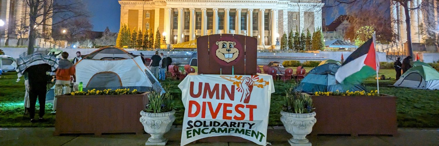 UMN Divest banner