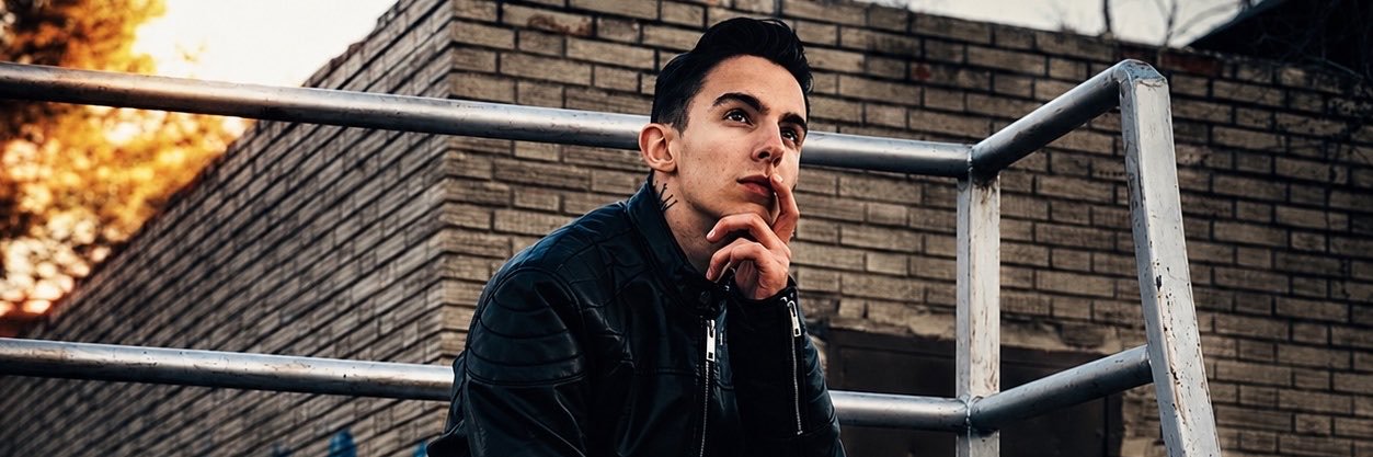 adrizzeta's profile banner image