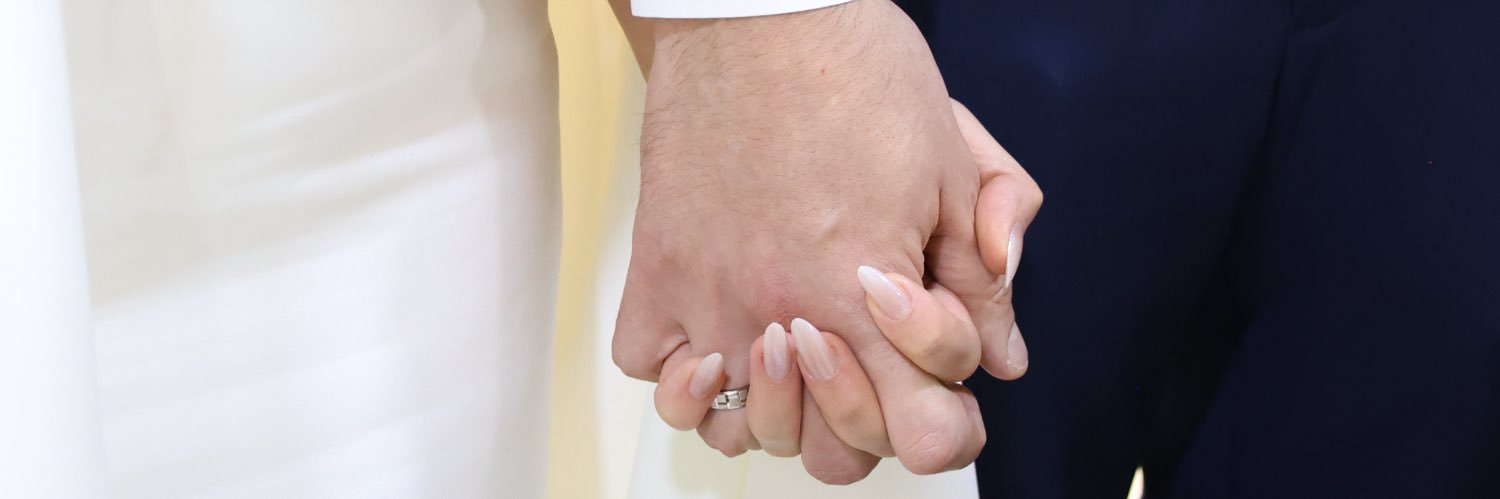 فاطِمـة الظفيـري . banner