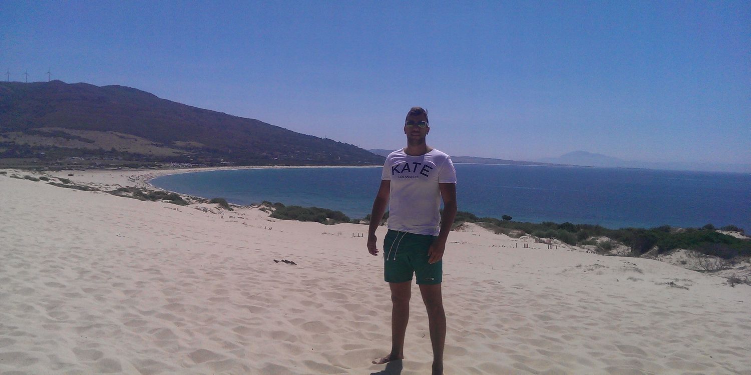 Guti_aula's profile banner image