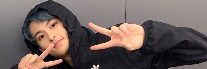 Queen_♛ banner