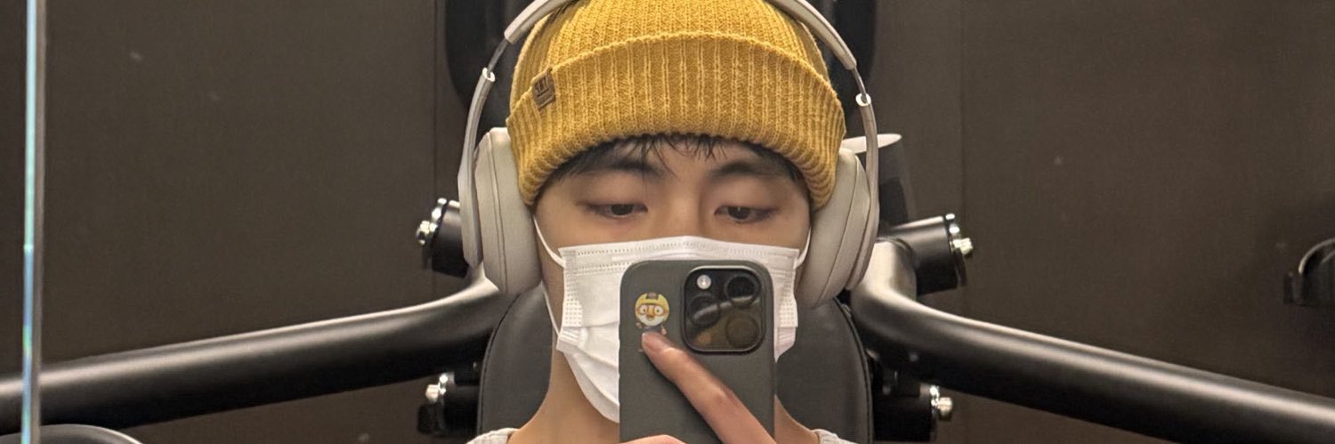 mon ༘☆'s banner