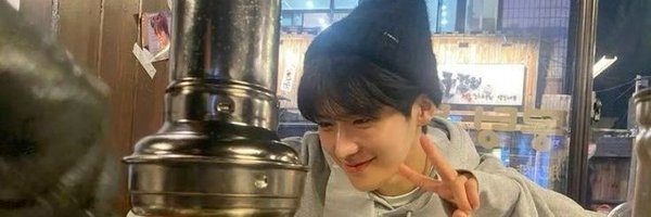 2c_herry Profile Banner