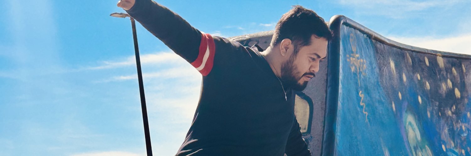 LeoReyna's profile banner image