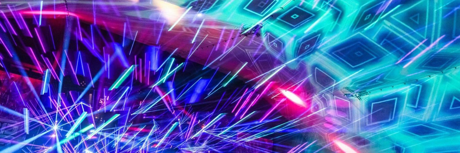 aronmagner - used to have a blue check banner