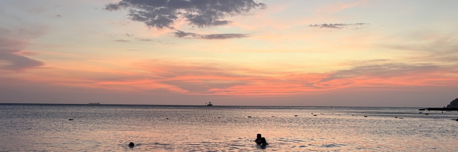 Anamariadg's profile banner image