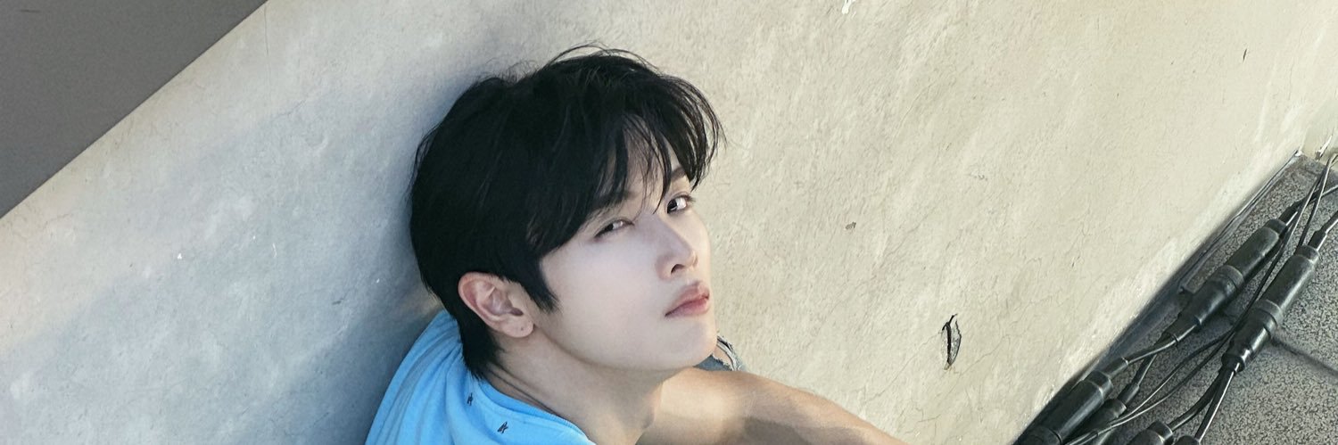 913m_s's profile banner image