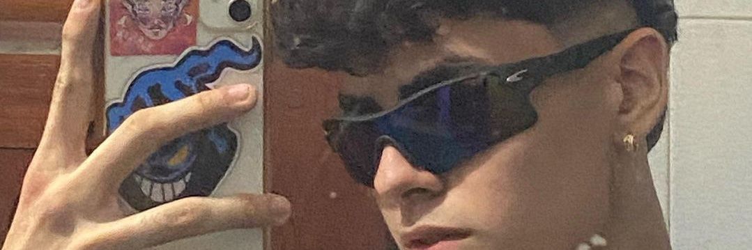 Arielxleon's profile banner image
