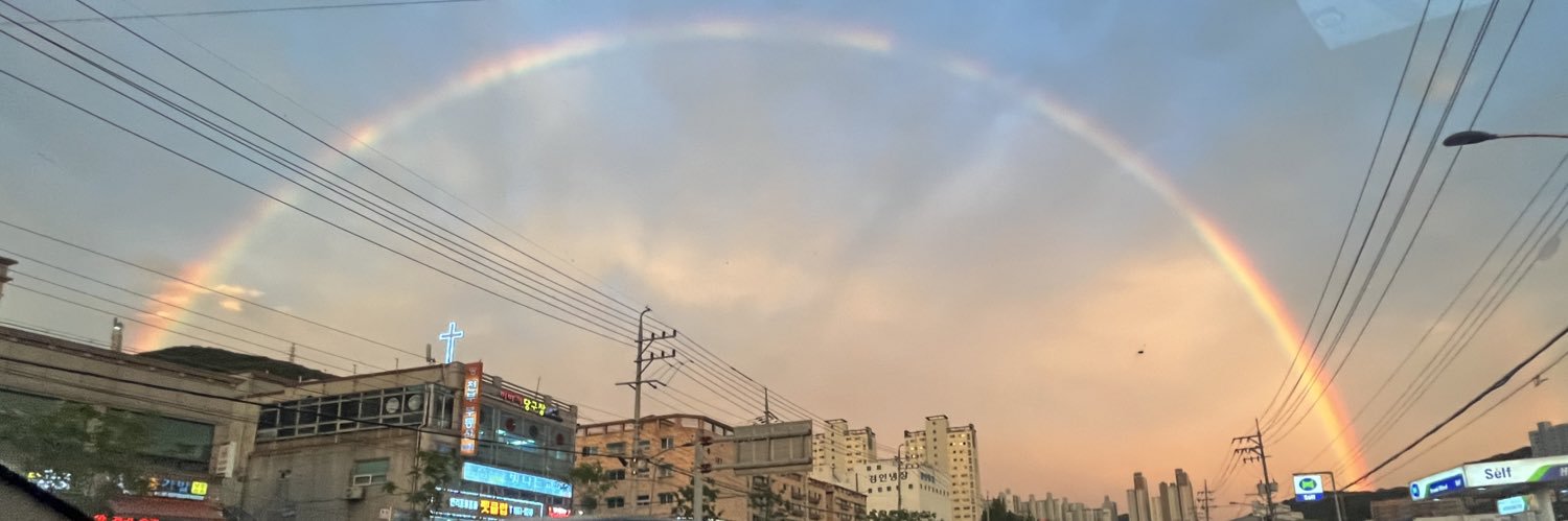 leejival's profile banner image