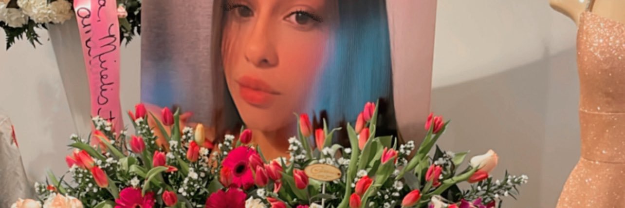 mel_ramos_'s profile banner image