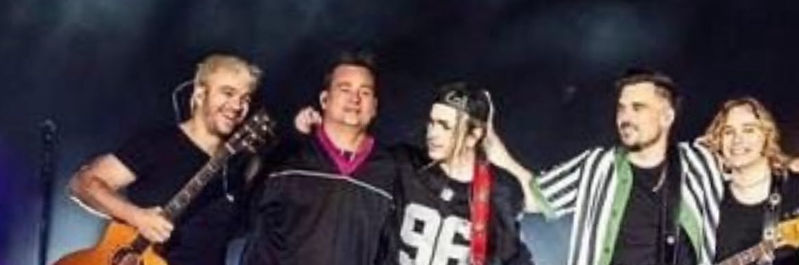 cata,ENCERRADA EN EL PLACARD EN VELEZ EL 23/5 banner