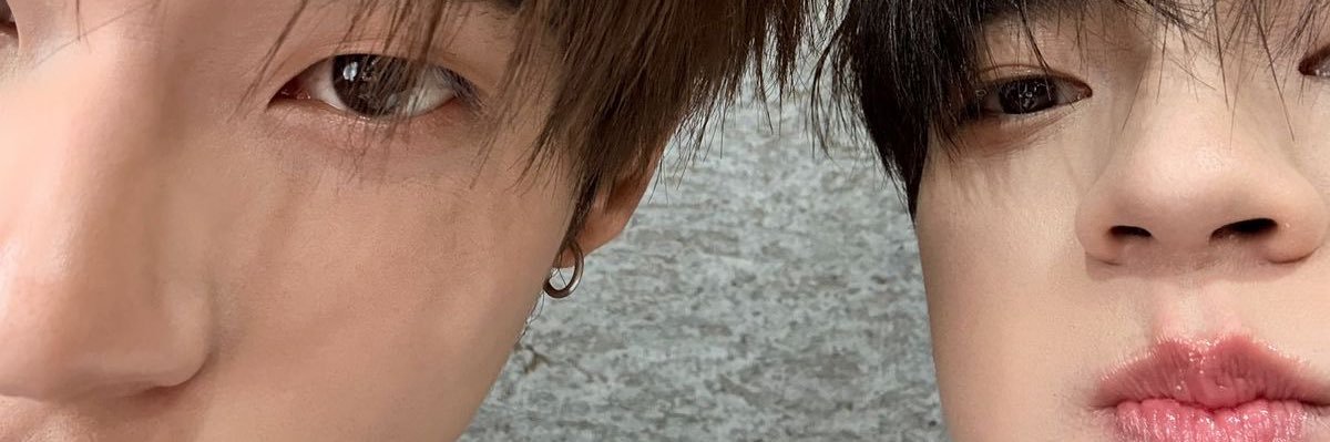 3xhithaa's profile banner image