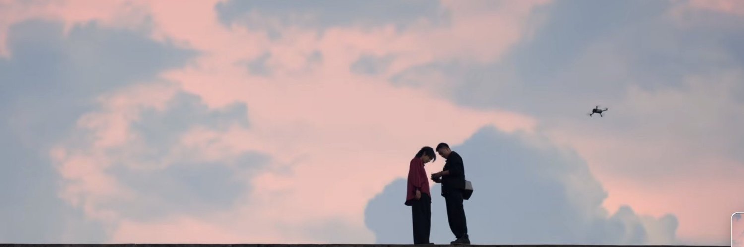 introvertshee's profile banner image