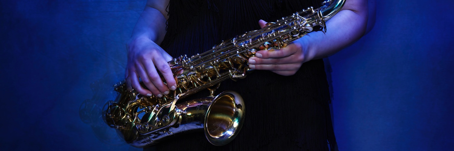 susannealt's profile banner image