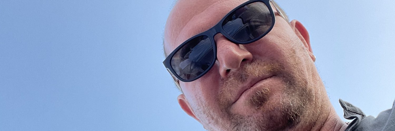 ipekbaris79's profile banner image