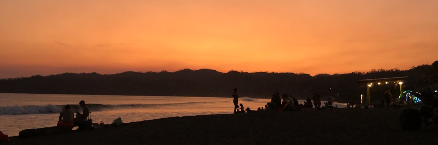 kimbenavides_'s profile banner image