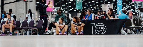 ari_peterson20 Profile Banner