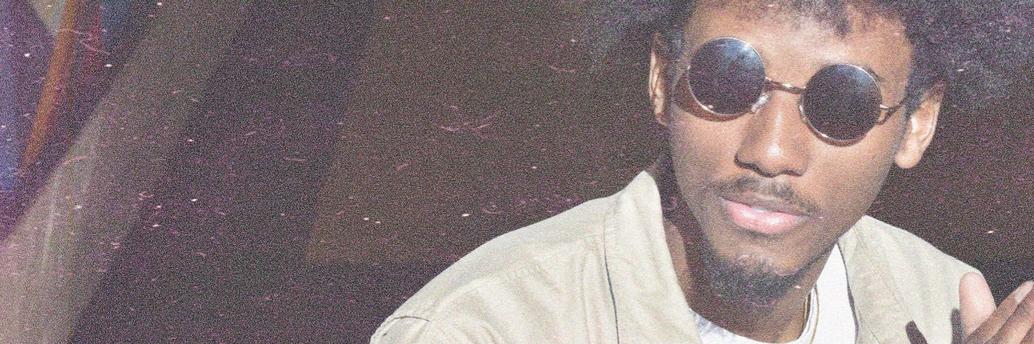LeonardTips's profile banner image