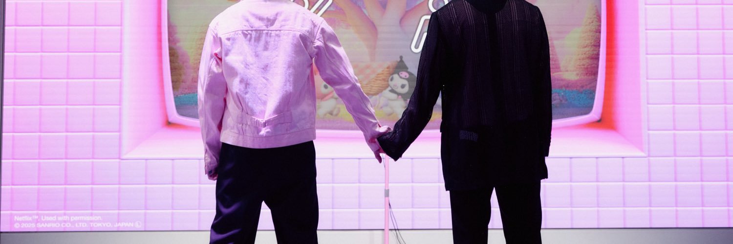 re banner