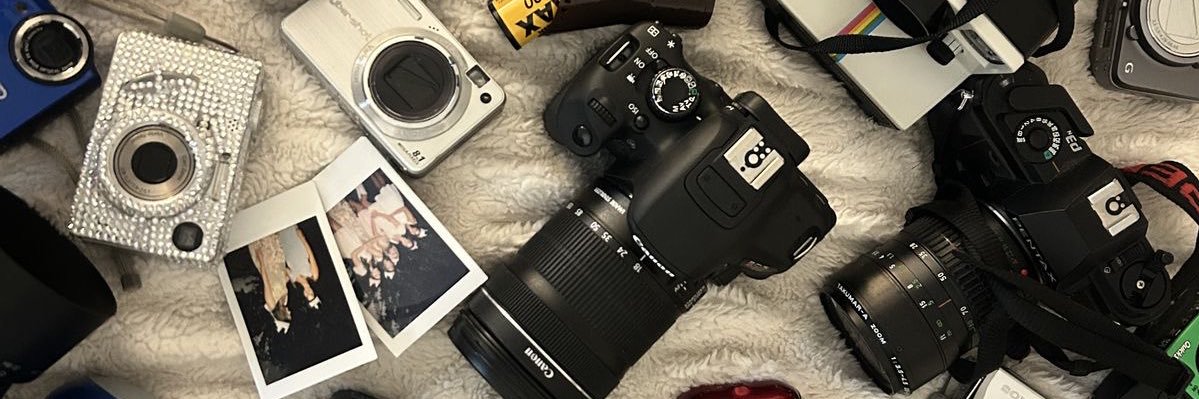 valen en aprietos 🫐 banner