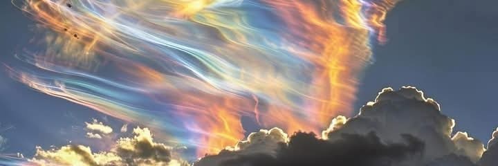 MoniEmotional's profile banner image