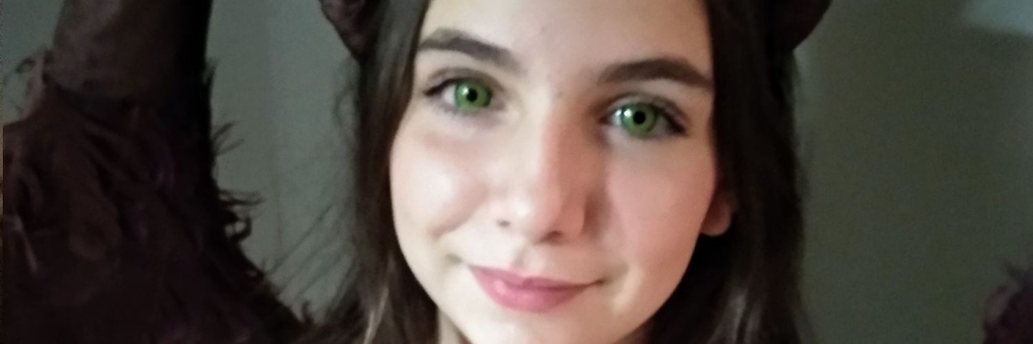 Opticaloyra's profile banner image