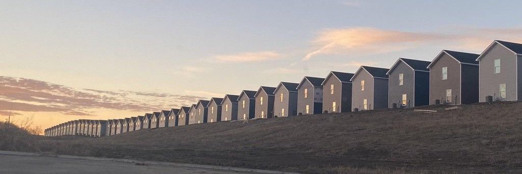 鈴木びっくりするほどユートピア banner