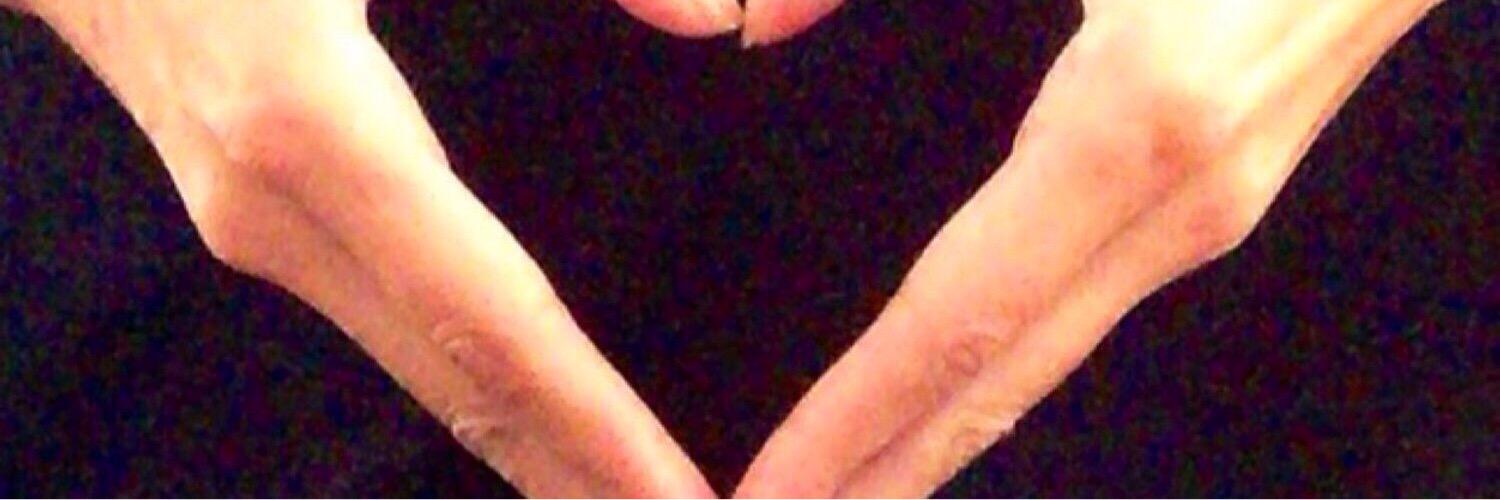 marinaaviles's profile banner image